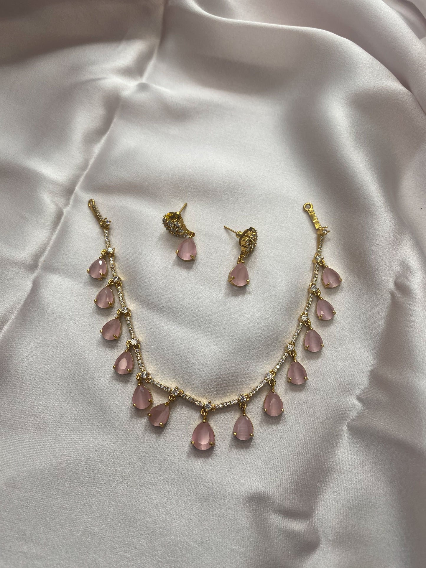Baby pink ad neckalce